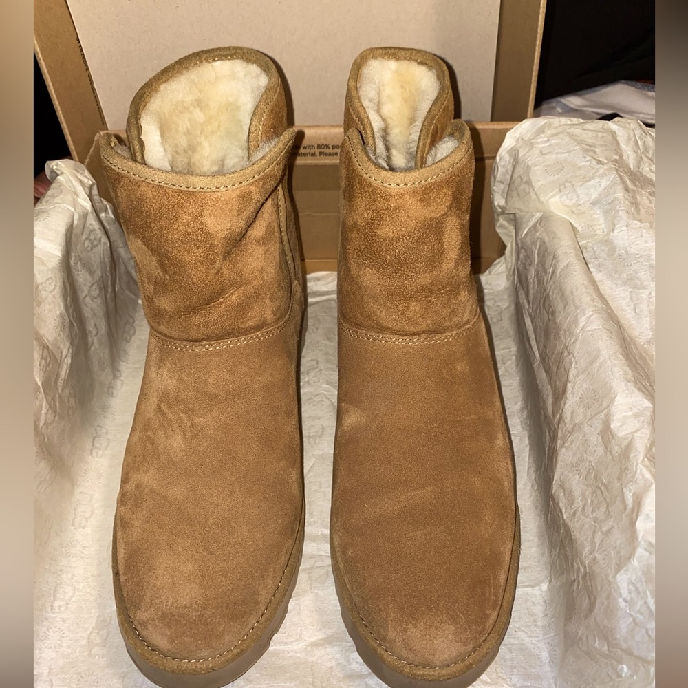 UGG KRSTIN
